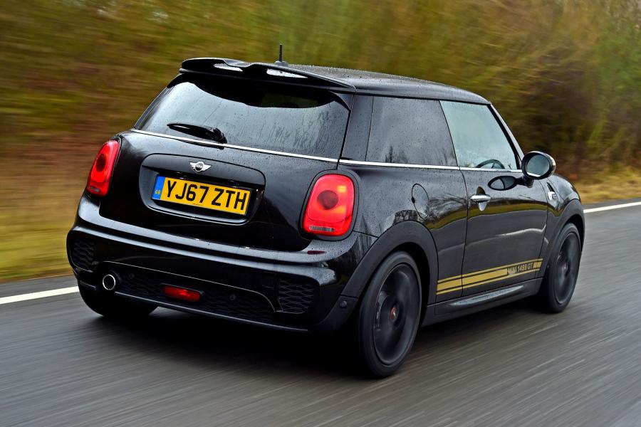  Mini Cooper 1499 GT (F56) 2017 года  (UK) (фото 26 из 30)